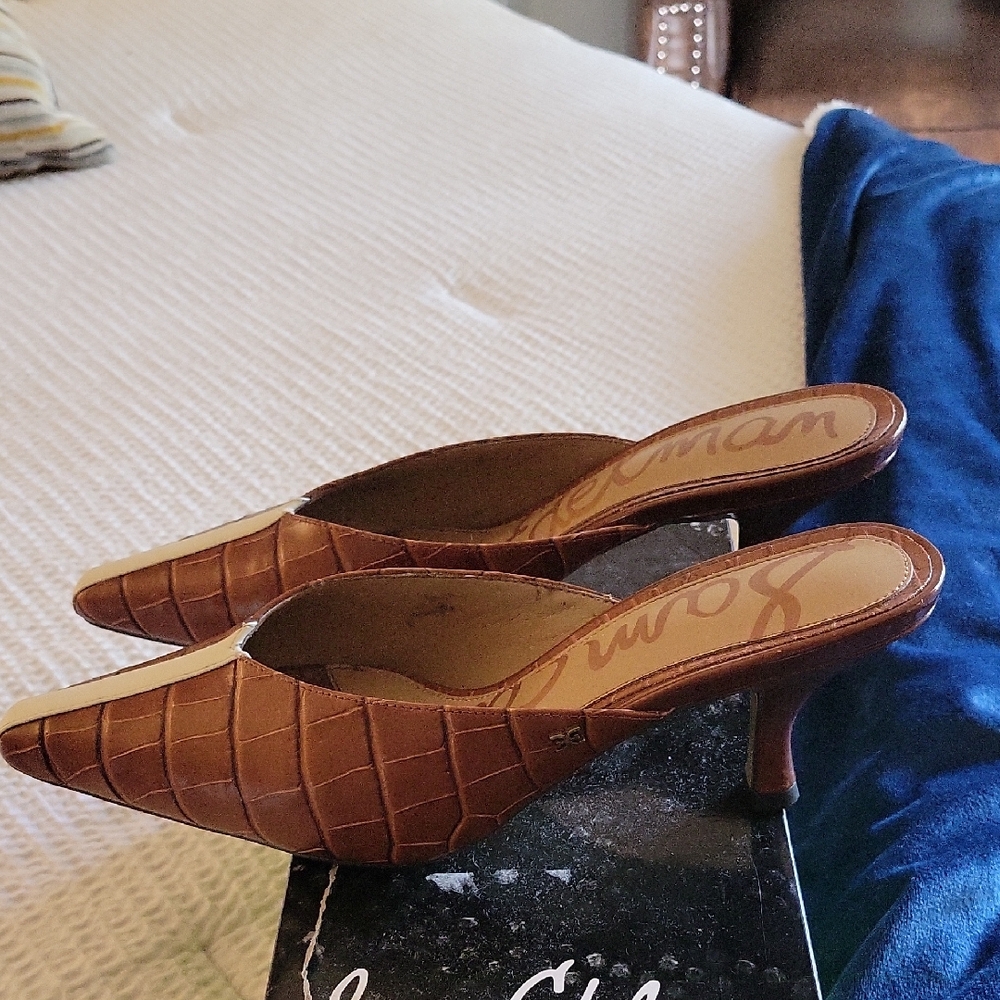 Sam Edelman Tan Croc-Embossed Mules